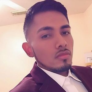Meet your Posher, Javier